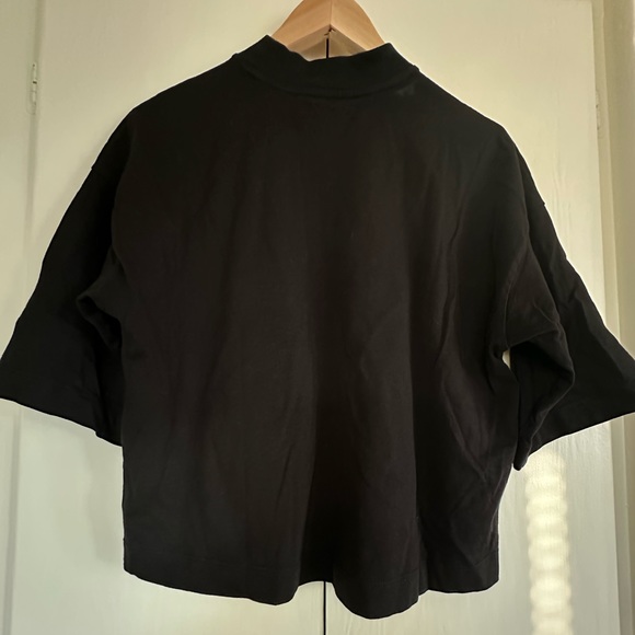 FARM Rio Smiley Cropped Tee - Picture 3 of 8